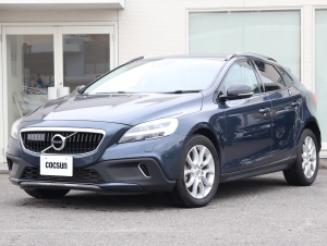 ボルボ V40 クロスカントリー D4 サマム