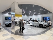 新しいギャラリー型店舗