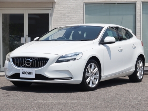 ボルボ V40 D4 インスクリプション