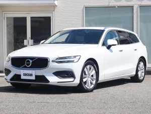 ボルボ V60 T5 モメンタム