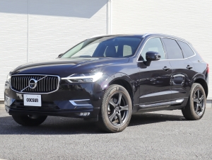 ボルボ XC60 T5 AWD インスクリプション
