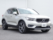 ボルボ XC40 T4 AWD インスクリプション ルミナスサンドメタリック 新着中古車情報