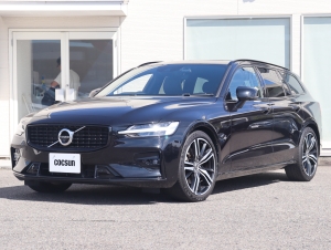 ボルボ V60 B5 Rデザイン