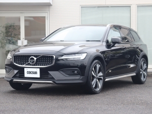ボルボ V60 クロスカントリー T5 AWD プロ