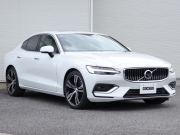 ボルボ S60 T5 インスクリプション クリスタルホワイトパール 新着中古車情報