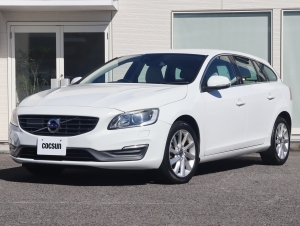 ボルボ V60 T3 SE