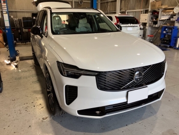 新型ボルボXC90にHEICO SPORTIV セレクテッドレベルシステムを取り付けしました!