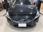 ボルボS60 フロントブレーキキャリパーのオーバーホールキットの交換を実施しました。