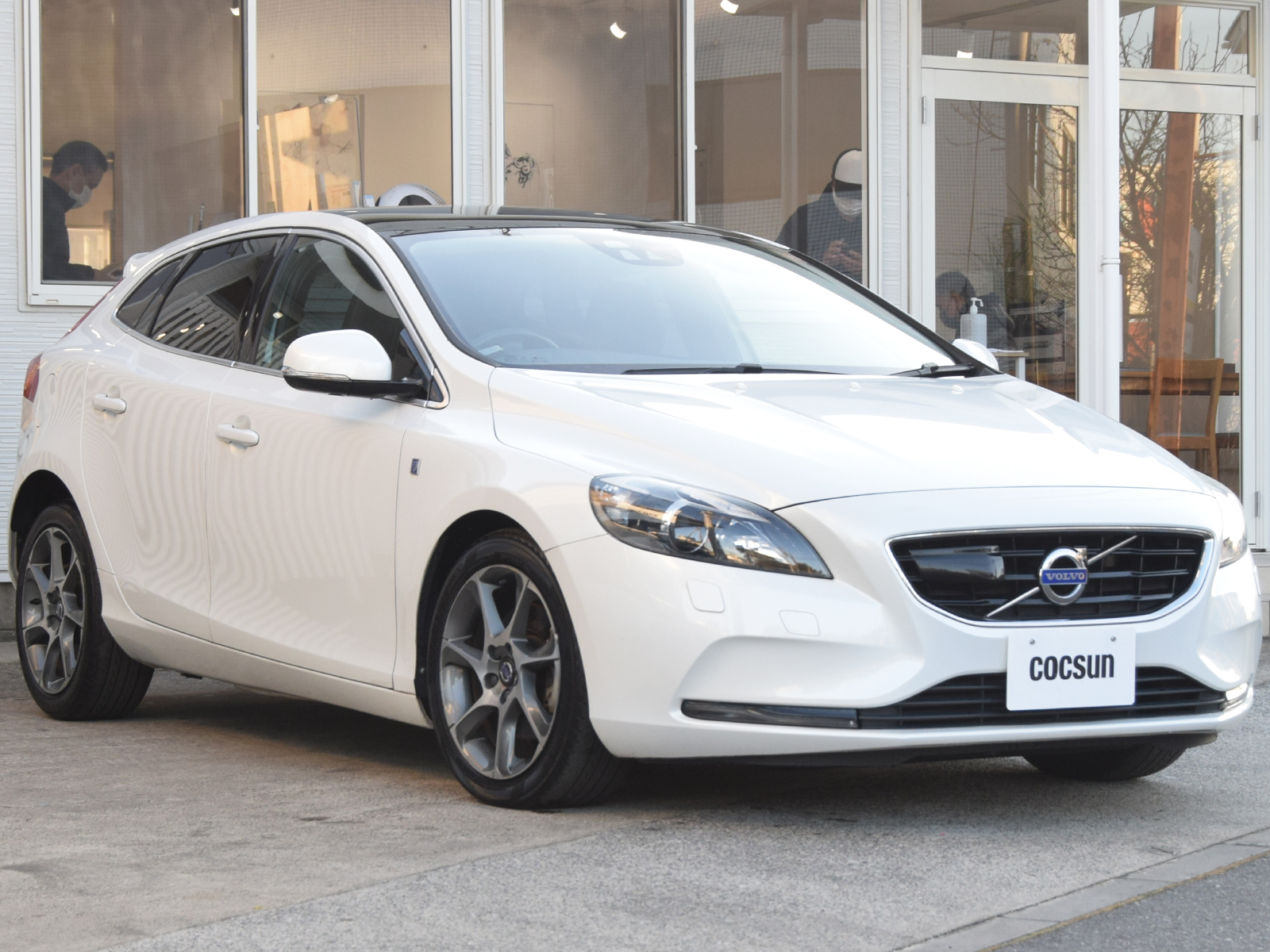 ボルボ V40 オーシャンレースエディション｜ボルボ中古車販売リスト