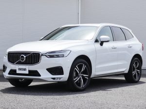 ボルボ　XC60　D4　AWD　Rデザイン