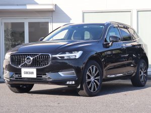 ボルボ　XC60　D4　AWD　インスクリプション
