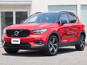 ボルボ　XC40　B4　AWD　Rデザイン