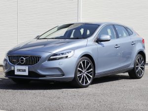 ボルボ　V40　T3　インスクリプション