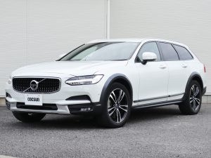 ボルボ　V90　クロスカントリー　T5　AWD　サマム