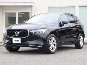 ボルボ　XC60　D4　AWD　モメンタム