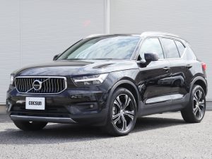 ボルボ　XC40　T5　AWD　インスクリプション