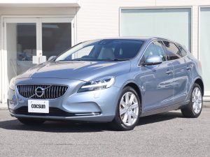 ボルボ　V40　D4　インスクリプション