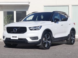 ボルボ　XC40　T5　AWD　Rデザイン