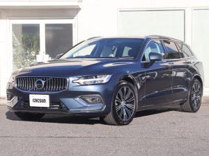 ボルボ　V60　B5　インスクリプション