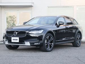 ボルボ　V90　クロスカントリー　D4　AWD　サマム