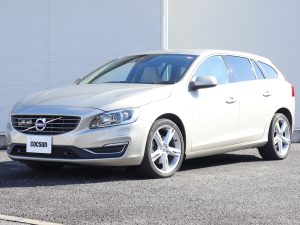 ボルボ　V60　T5　SE