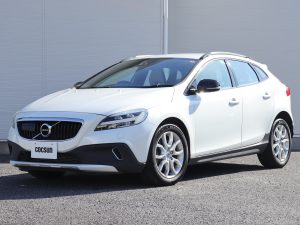 ボルボ　V40　クロスカントリー　D4　サマム