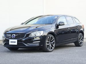 ボルボ　V60　D4　ダイナミックエディション