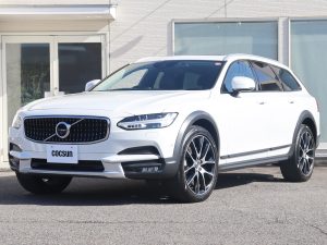 ボルボ　V90　クロスカントリー　T6　AWD　サマム