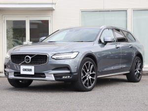 ボルボ　V90　クロスカントリー　T6　AWD　サマム