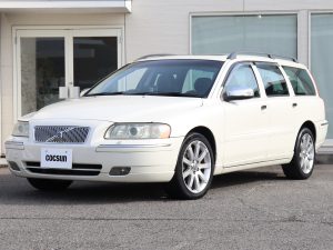 ボルボ　V70　ホワイトパールエディション