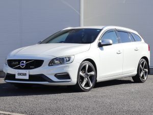 ボルボ　V60　T5　Rデザイン