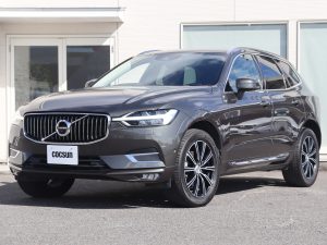 ボルボ　XC60　D4　AWD　インスクリプション