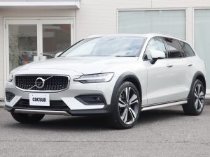 ボルボ　V60　クロスカントリー　T5　AWD　プロ