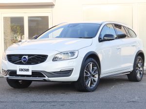 ボルボ　V60　クロスカントリー　D4　SE