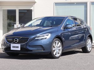 ボルボ　V40　T3　インスクリプション
