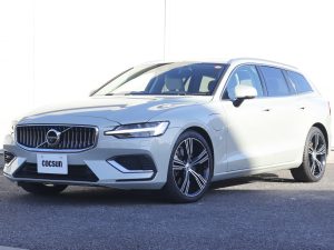 ボルボ　V60　リチャージ　T6　AWD　インスクリプション