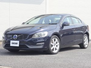 ボルボ　S60　D4　SE