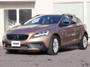 ボルボ　V40　クロスカントリー　D4　サマム