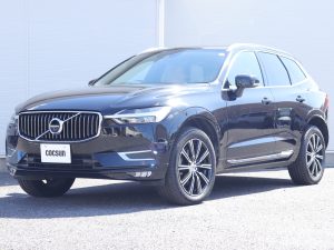 ボルボ　XC60　D4　AWD　インスクリプション