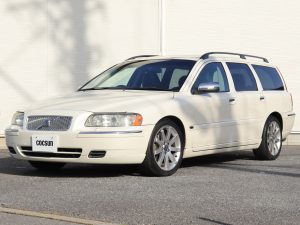 ボルボ　V70　2.5T　ホワイトパール