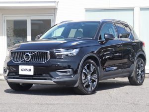 ボルボ　XC40　T4　AWD　インスクリプション