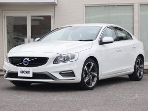 ボルボ　S60　D4　Rデザイン