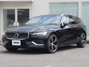 ボルボ　V60　B5　インスクリプション