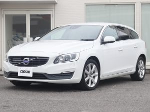 ボルボ　V60　D4　タック