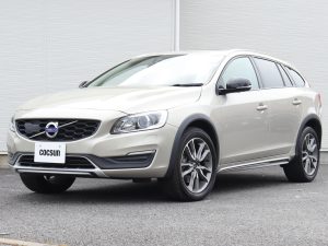 ボルボ　V60　クロスカントリー　D4　クラシック