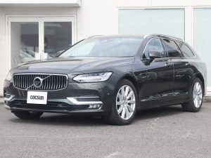 ボルボ　V90　D4　インスクリプション