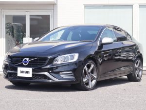 ボルボ　S60　D4　Rデザイン