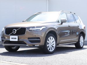 ボルボ　XC90　T5　AWD　モメンタム
