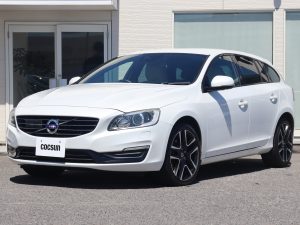 ボルボ　V60　D4　ダイナミックエディション