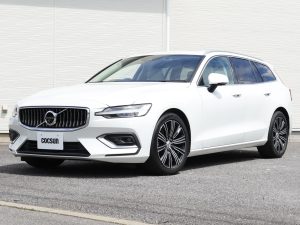 ボルボ　V60　T5　インスクリプション